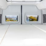 4TOP VW Grand California 680 verschließbares Abschluss-Set für die Ablagemulden in den D-Säulen, Design „Leder Palladium“
