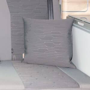 Kissen VW T6.1 Multivan/California Beach, 40 x 40 cm, Design „Circuit/Palladium“.