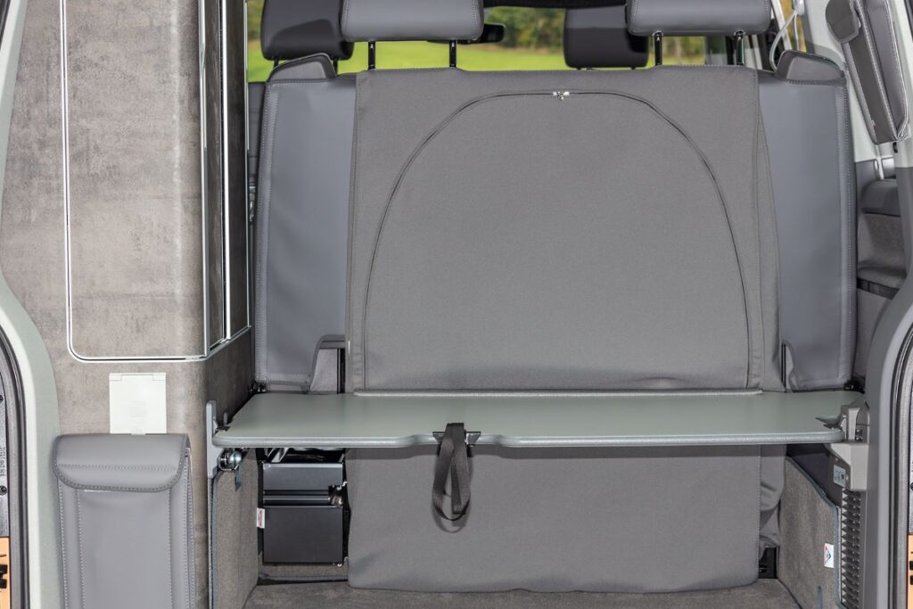FLEXBAG Bankrucksack für Volkswagen T6.1 California Ocean/Coast aus Volkswagen-Originalstoff, Design Volkswagen T6.1 „Palladium“