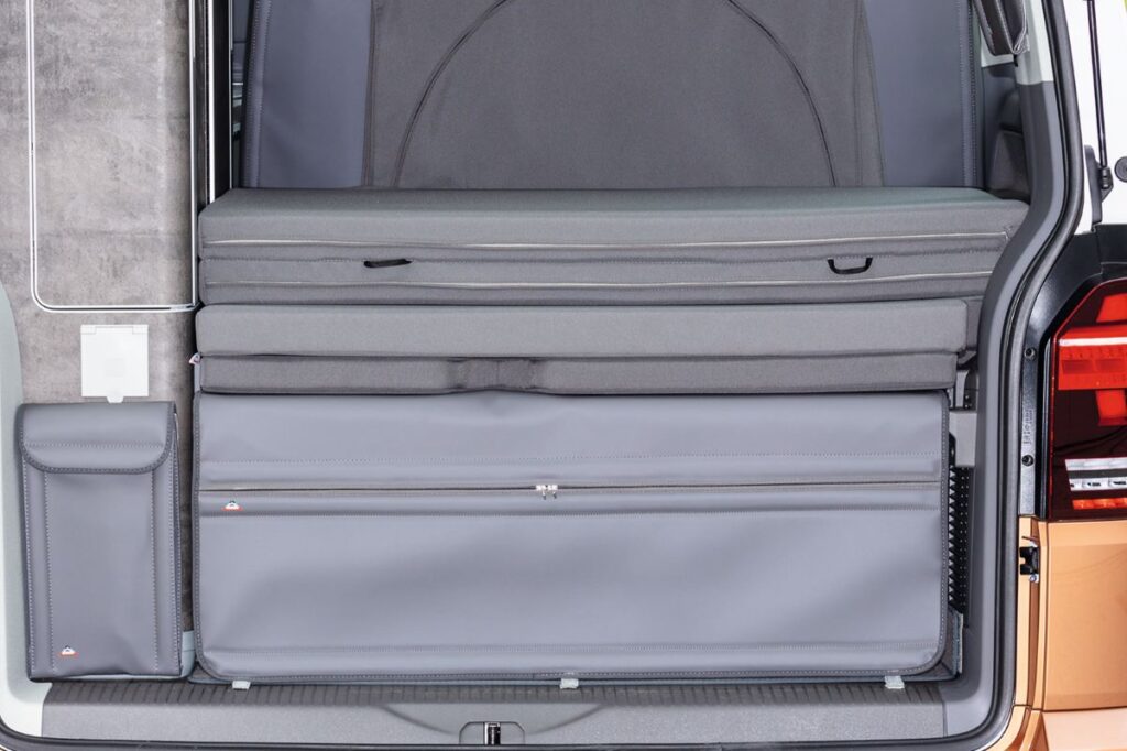 FLEXBAG Heckabschluss 2er-Bank Volkswagen T6.1 California, Design Volkswagen T6.1 „Palladium“