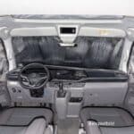 ISOLITE Inside Fahrerhausfenster 3teilig, VW T6.1 mit trapezförmigem Spiegelfuß Navi mit Verkehrszeichenerkennung ISOLITE Inside 3teilig Fahrerhausfenster, VW T6.1 trapezförmigem Spiegelfuß Navi ohne Verkehrszeichenerkennung