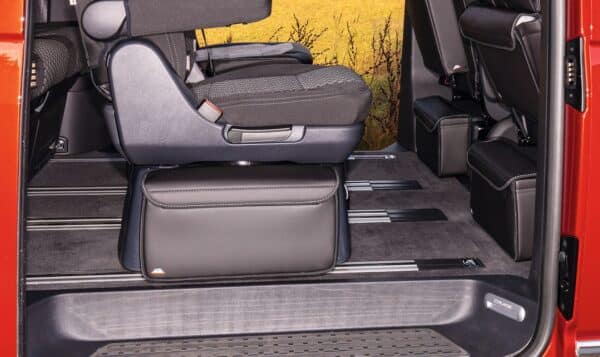 MULTIBOX CarryBag Titanschwarz für alle VW T6.1/T6/T5 mit Befestigungssatz