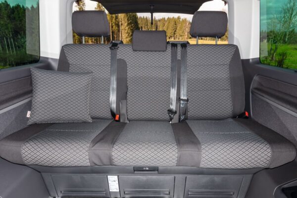 Schonbezug Design Quadratic/Titanschwarz 3er-Bank ohne Mittelarmlehne VW T6.1 Multivan/California Beach Second Skin