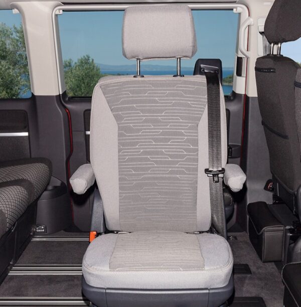 Schonbezug Circuit/Palladium Drehsitz Second Skin in 2. Sitzreihe VW T6.1 California Ocean/Coast