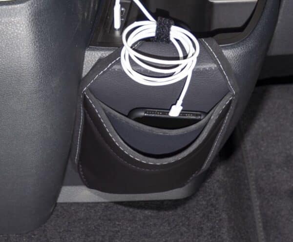TIALO Phone Design Leder Titanschwarz für VW T6.1
