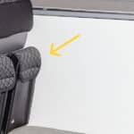 Vorderseite Tasche links UTILITY Bettkasten 2er-Bank VW T6.1 California Beach, Design VW T6.1 „Quadratic/Leder Titanschwarz"