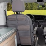 UTILITY mit MULTIBOX linker Fahrerhaussitz VW T6.1 California Coast, Design VW T6.1 „Mixed Dots/Leder Palladium“