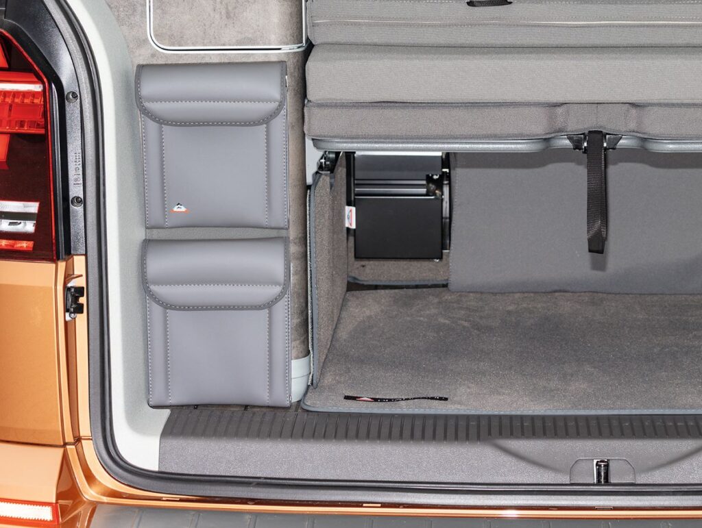 UTILITY 2 Taschen Kleiderschrank Heck Volkswagen T6.1 California Ocean/Coast, Design Leder Palladium