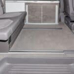 Veloursteppich 2 Bodenschienen Fahrgastraum, VW T6.1 California Ocean/Coast