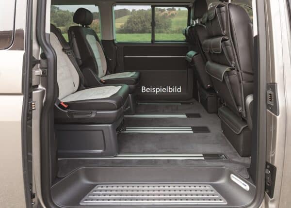 Veloursteppich für Fahrgastraum, VW T6.1/T6/T5 California Beach mit 3er-Bank (ab 2011, ohne VW T6.1 Beach Camper) und alle VW T6.1/T6/T5 Multivan mit 1 Schiebetür rechts (Startline ab 2010), Design "Titanschwarz" Veloursteppich Titanschwarz Fahrgastraum VW T6.1 California Beach Tour/Camper - 1 Schiebetür, Miniküche - 3er-Bank Veloursteppich Fahrgastraum VW T6.1/T6/T5 Multivan - 2 Schiebetüren - Bodenschienen für Multifunktionstisch Veloursteppich Veloursteppich 3er-Bank 1 Schiebetür Titanschwarz VW T6.1/T6/T5 California Beach (ab 2011)/Multivan (ab 2010)Titanschwarz 2 Schiebetüren 3er-Bank VW T6.1 California Beach Tour/Multivan - ohne Schienen für Multifunktionstisch