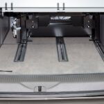 Veloursteppich California Beach 2er-Bank Heckladeraum VW T6.1, Design „Palladium“