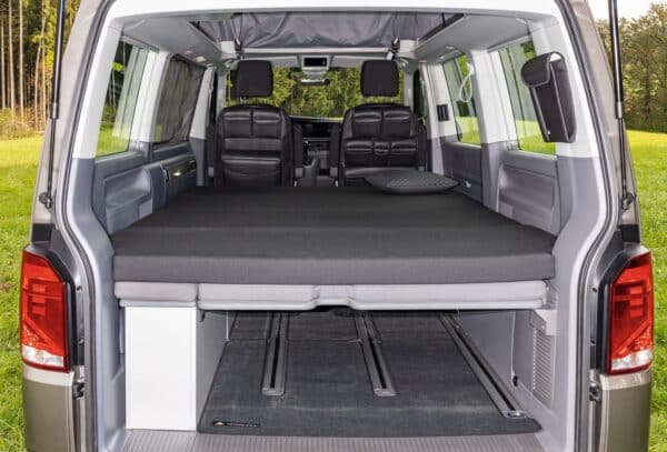 iXTEND Faltbett Design Titanschwarz VW T6.1 Multivan und California Beach