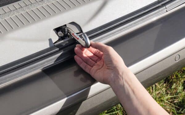 Brandrup AIR-SAFE für alle VW T6.1/T6/T5 mit Heckklappen-Zuziehhilfe aus rostfreiem Edelstahl (V2A)