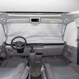 ISOLITE Extreme Fahrerhausfenster 3-tlg. VW T6.1 California/Multivan, trapezförmigem Spiegelfuß, Navi mit Verkehrszeichenerkennung