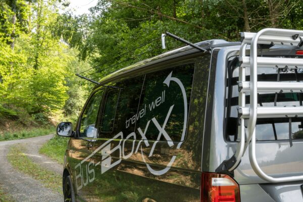 Bus-Boxx Wäscheleine vormontiert für Kederschiene VW T5/T6/T6.1_Bild3