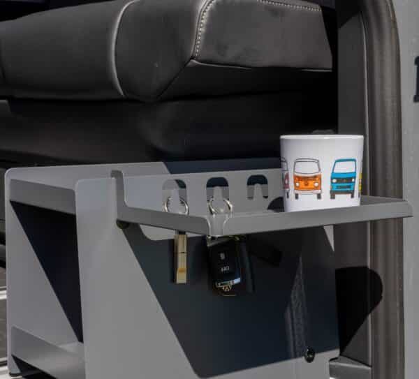 shoeBOXX Tisch als passende Erweiterung VW Bus T5 / T6 Bild2