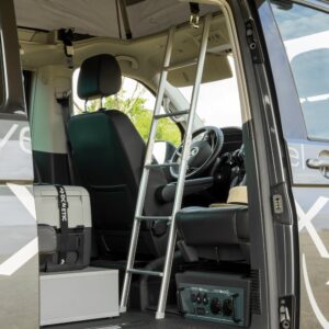 Bus-Boxx stepBOXX-Klappleiter_Bild1