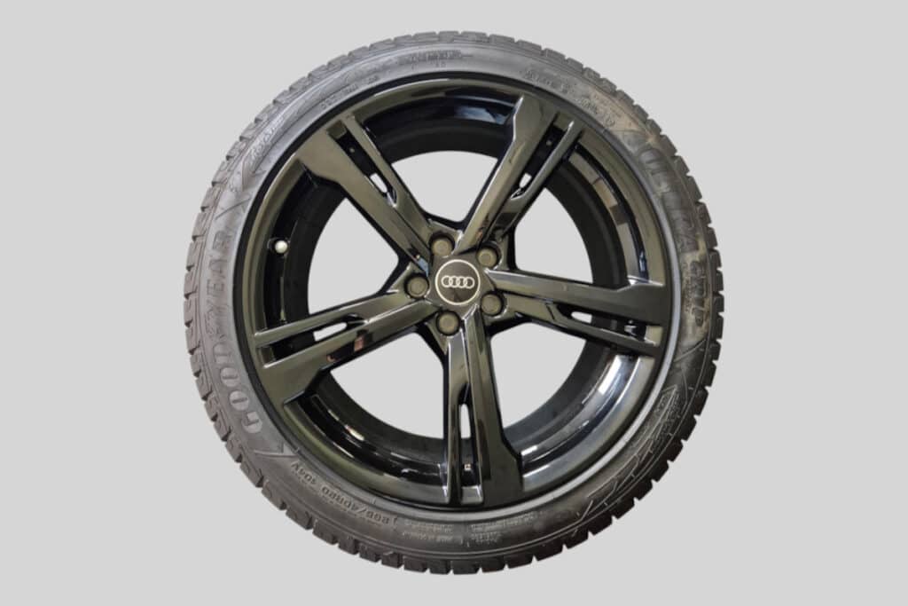 Original Audi A8 Winterräder 4N0071490 265/40R20 104V gebraucht
