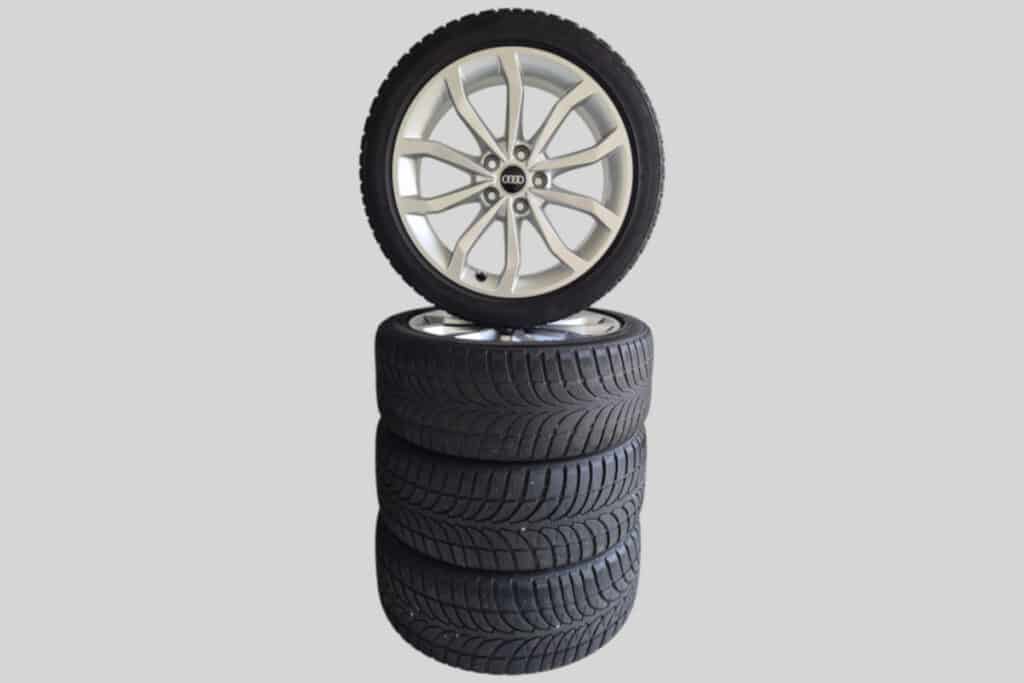 Original Audi A4/S4 Winterräder – 8W0601025 ED – 255/45R18 95 H – gebraucht