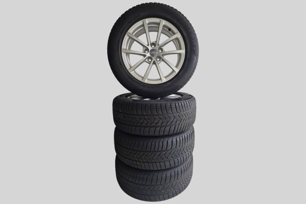 Original Audi Winterräder – 4K0601025 – 225/60R17 99 H – gebraucht