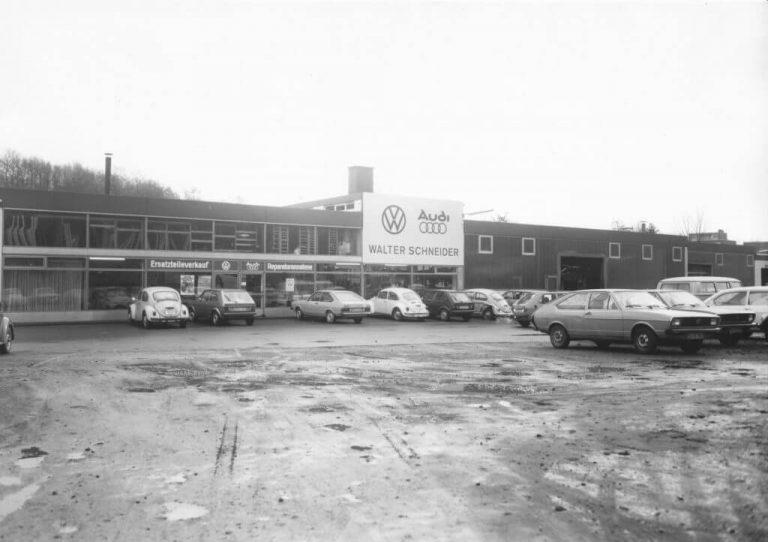 Audi- und Volkswagen Händler Walter Schneider in 1976