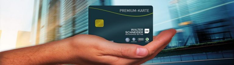 Walter Schneider Premium Karte in Hand